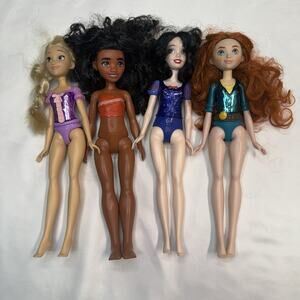Disney Princess Doll Lot of 4 - Rapunzel Moana Snow White Merida - Hasbro/Mattel
